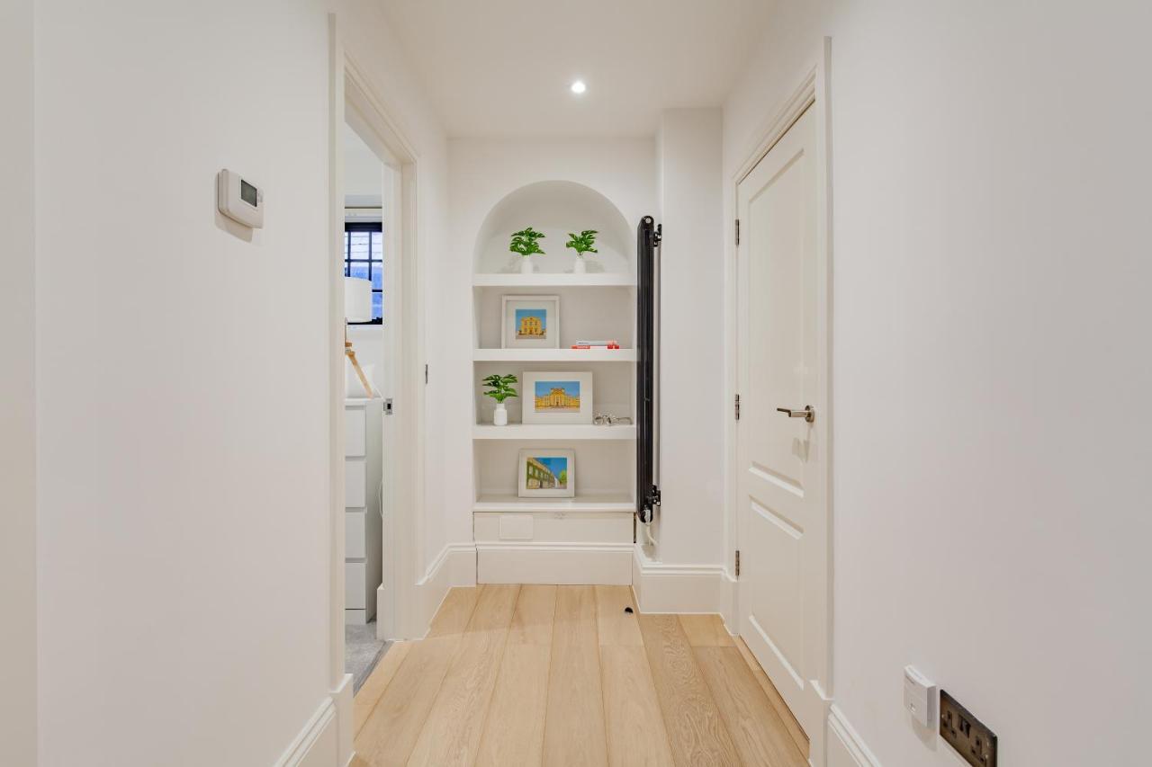 Oxfordshire Living - The Churchill Apartment - Удсток Екстериор снимка