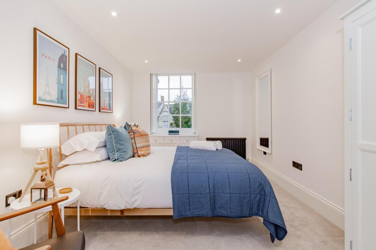 Oxfordshire Living - The Churchill Apartment - Удсток Екстериор снимка